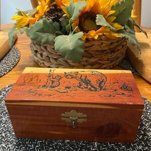 Vintage Cedar Smoky Mountain Bear Keepsake box